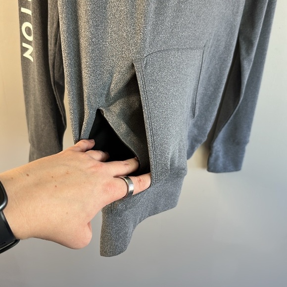 Peloton Womens Pullover Heather Grey Hoodie Sweatshirt Size Large Thumb Holes - Picture 8 of 12